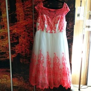 Chi chi London gown pink and ivory UK 20